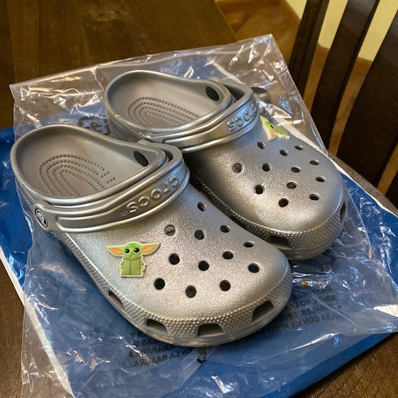 crocs the child jibbitz
